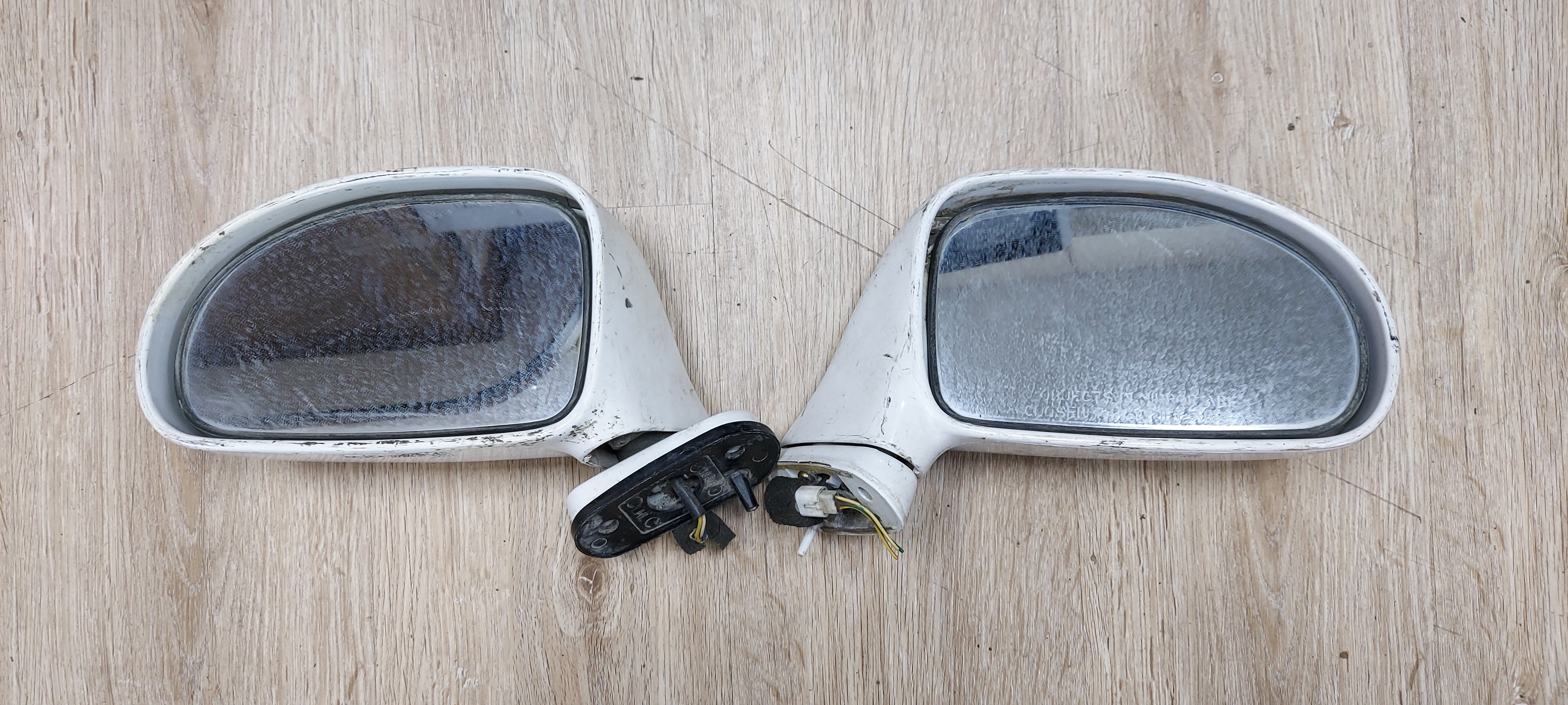 91-98 Stealth Pair Left & Right Side Mirrors - #U202