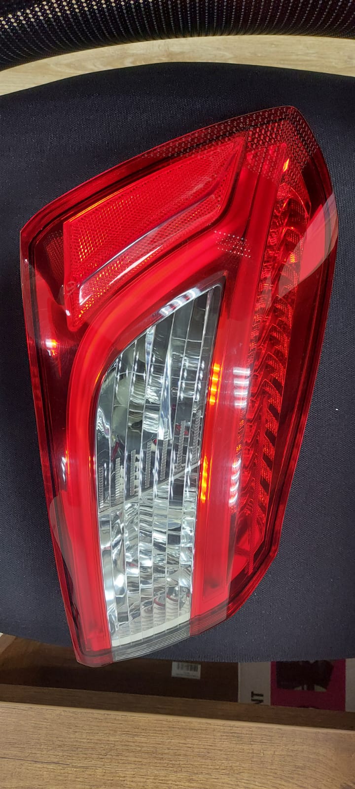 Maserati Ghibli 14-20 Rear Left Driver Side Tail Light Lamp  / #B001 - #B005 - #U402